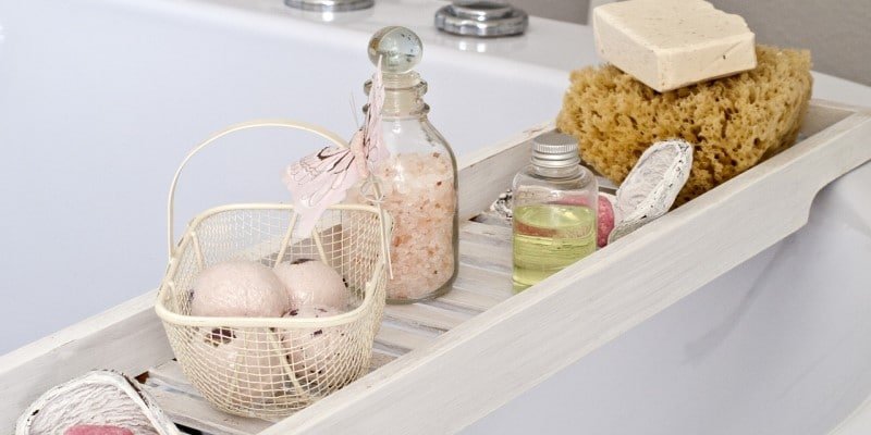 CBD-&Ouml;l Produkte Badewanne